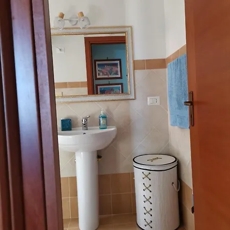 Casa Azzurra Con Vista Mare Isola di Ustica
